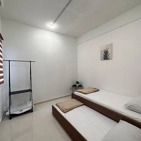 Cozy Apartment 3 Bedroom Cityview In Kt Near Drawbridge Kuala Terengganu Exterior photo